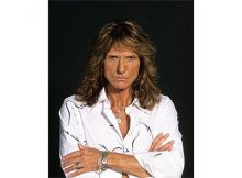 DAVID COVERDALE - FOTO: DIVULGAÇÃO